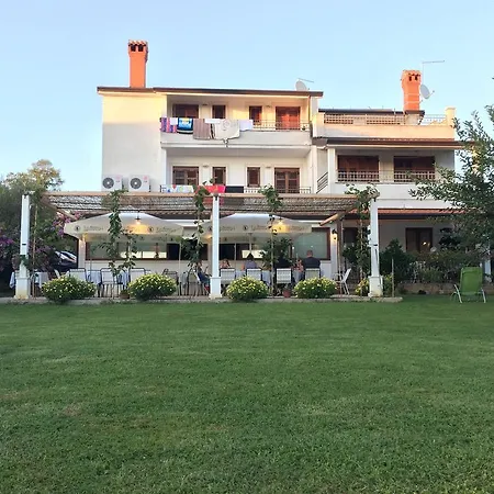 Vera Bed And Breakfast-2